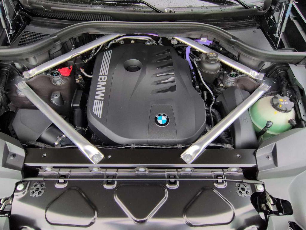 new 2026 BMW X7 car, priced at $100,480