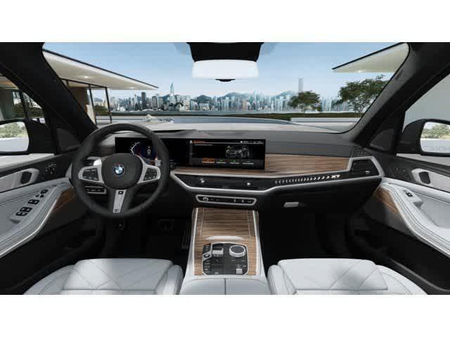 new 2026 BMW X7 car, priced at $98,675
