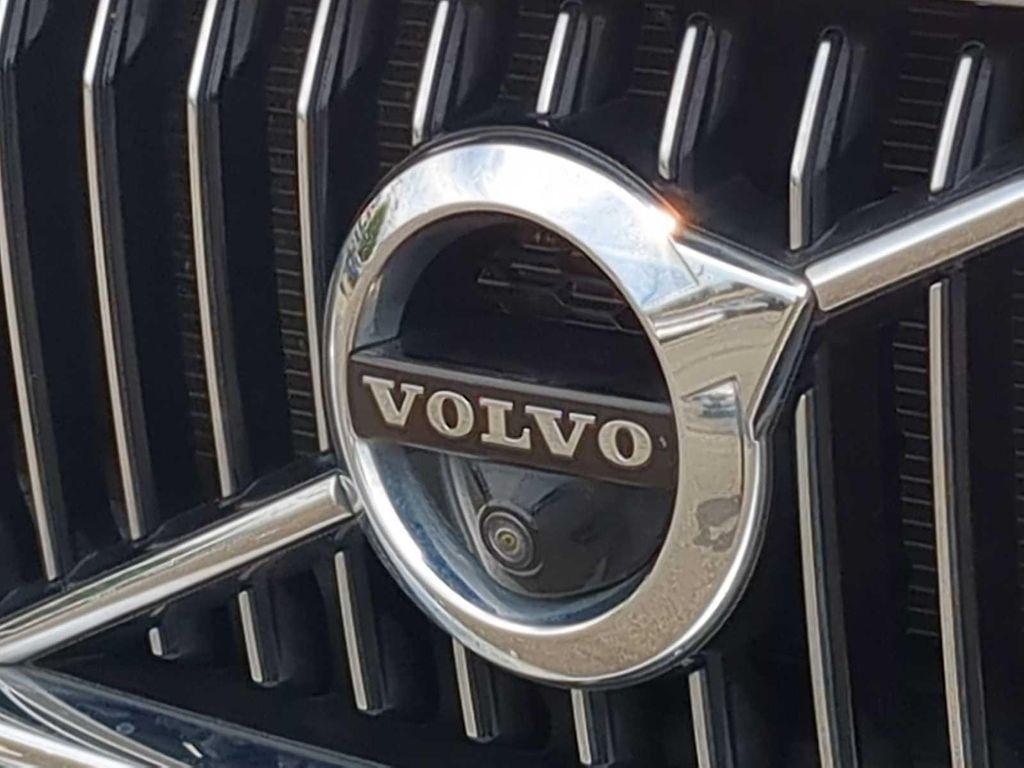 used 2019 Volvo XC60 car, priced at $19,433