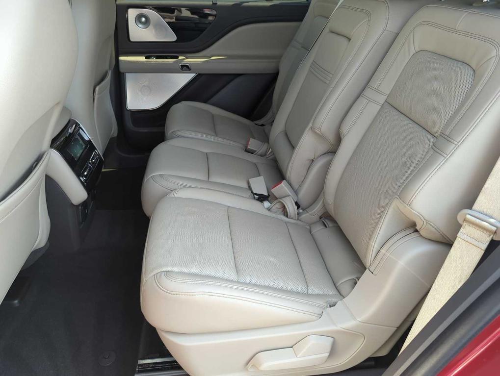 used 2020 Lincoln Aviator car, priced at $37,995