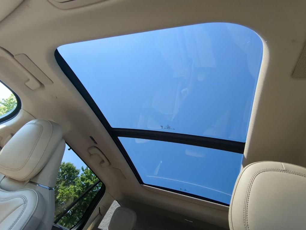 used 2020 Lincoln Aviator car, priced at $37,995