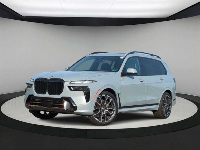 new 2025 BMW X7 car, priced at $100,655