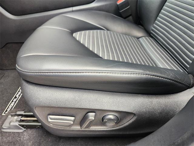 used 2023 Toyota Highlander car, priced at $35,744