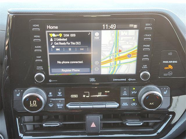 used 2021 Toyota Highlander car, priced at $31,212