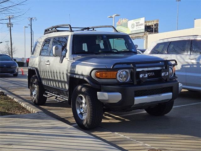 used 2010 Toyota FJ Cruiser car, priced at $14,991