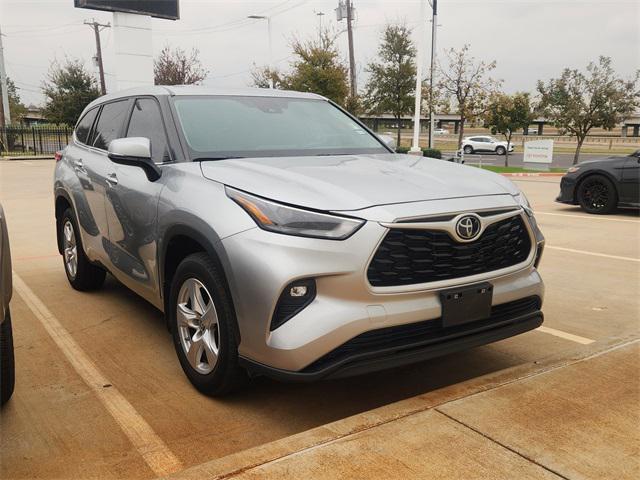 used 2023 Toyota Highlander car, priced at $31,439