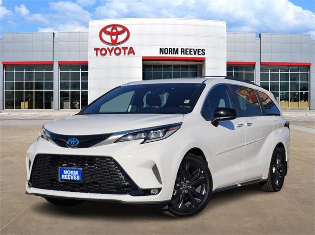 used 2024 Toyota Sienna car, priced at $47,301