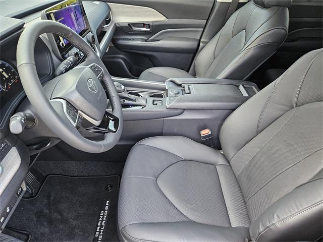 new 2025 Toyota Grand Highlander car, priced at $54,088