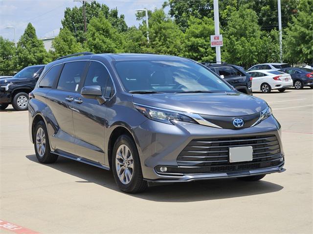 used 2025 Toyota Sienna car, priced at $46,380