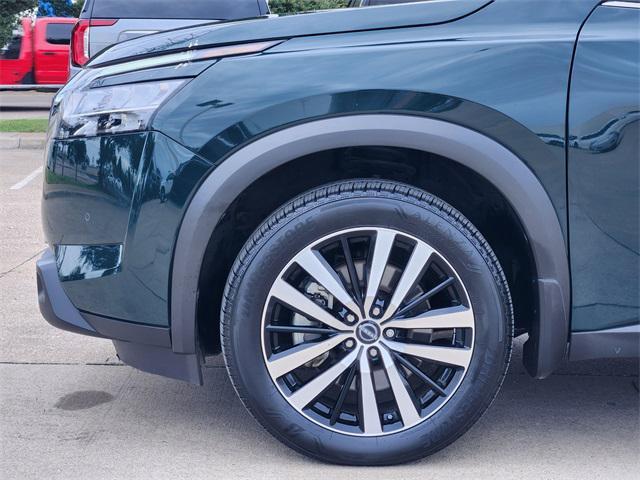 used 2024 Nissan Pathfinder car, priced at $39,991