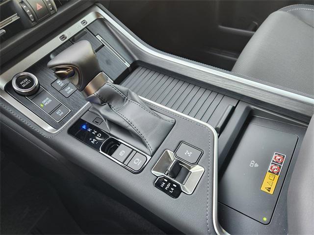 used 2025 Lexus GX 550 car, priced at $86,522