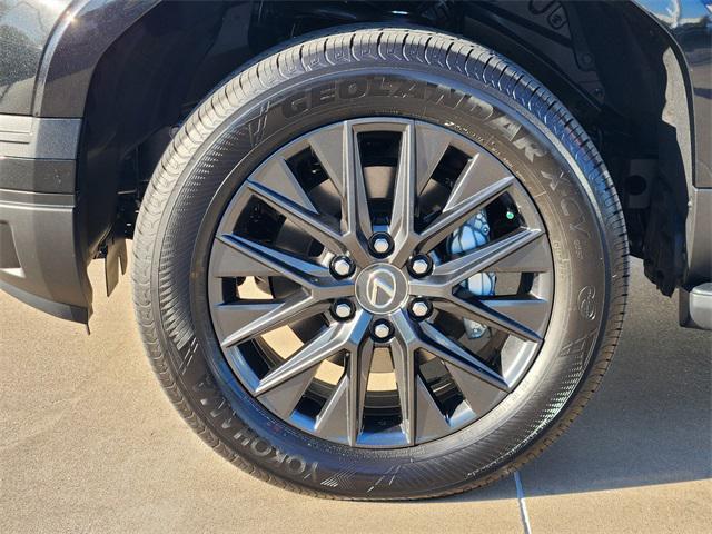 used 2025 Lexus GX 550 car, priced at $86,522