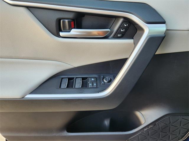 new 2025 Toyota RAV4 car