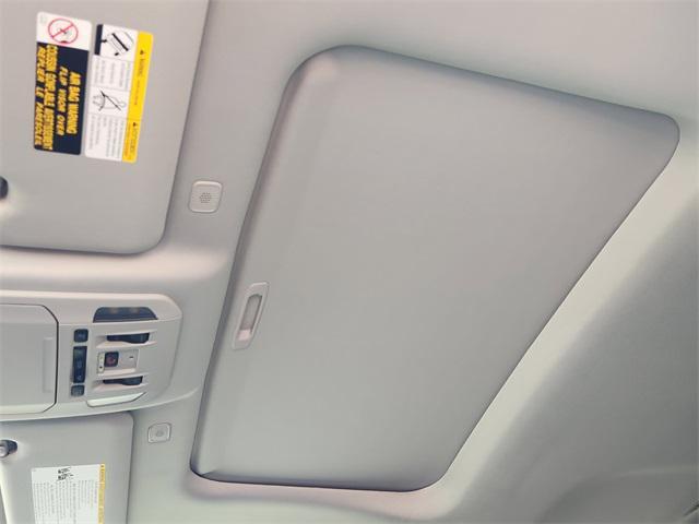 new 2025 Toyota Highlander car, priced at $48,346
