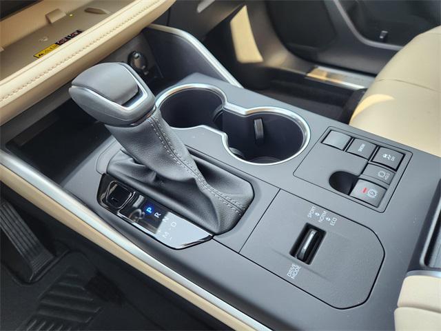 new 2025 Toyota Highlander car, priced at $48,346