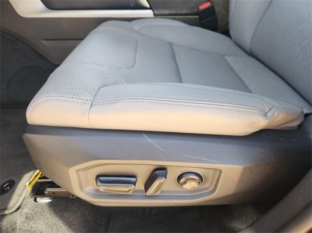 new 2024 Toyota Tundra car