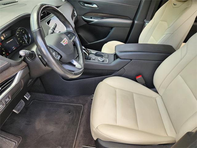 used 2020 Cadillac XT4 car, priced at $22,670