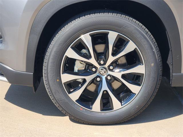 new 2026 Toyota Grand Highlander Hybrid car, priced at $61,671