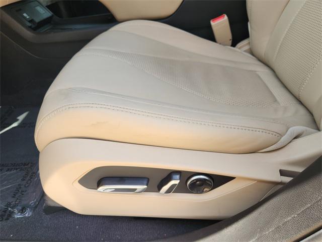 used 2022 Acura RDX car, priced at $35,857