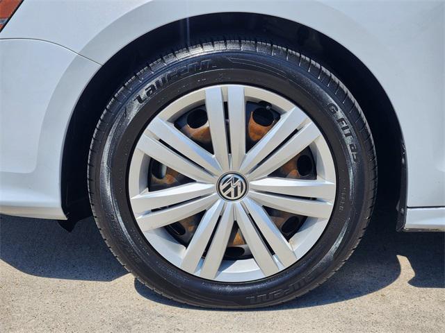 used 2017 Volkswagen Jetta car, priced at $13,991