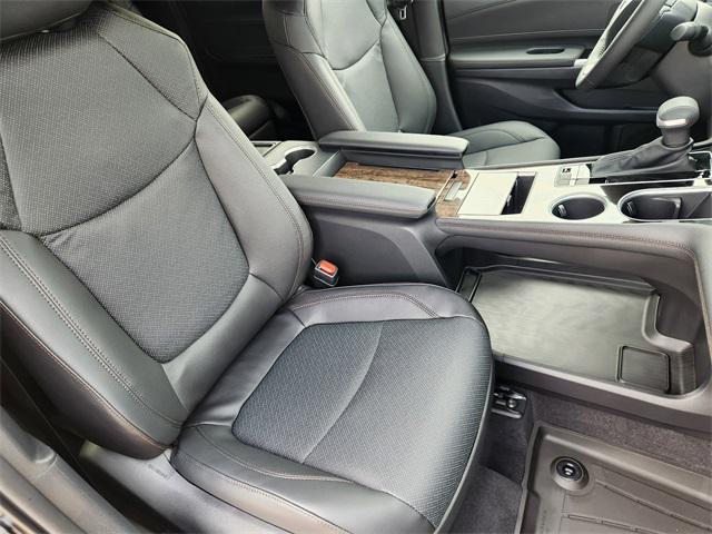 new 2025 Toyota Sienna car