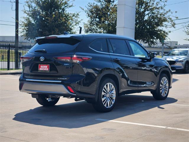 new 2025 Toyota Highlander Hybrid car, priced at $56,682