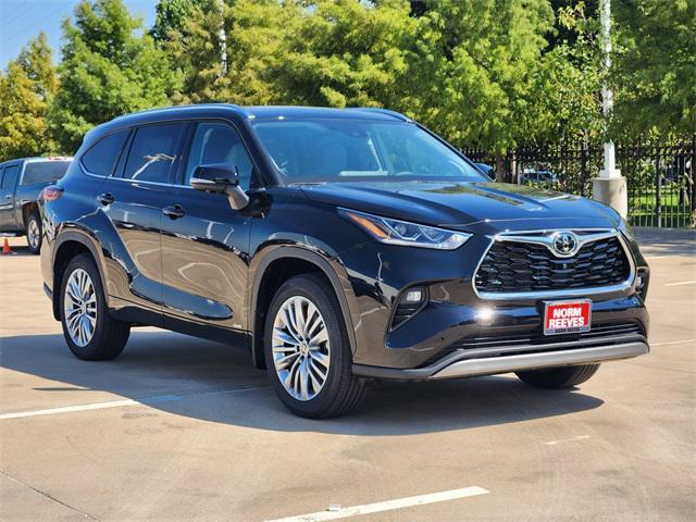 new 2025 Toyota Highlander Hybrid car, priced at $56,682