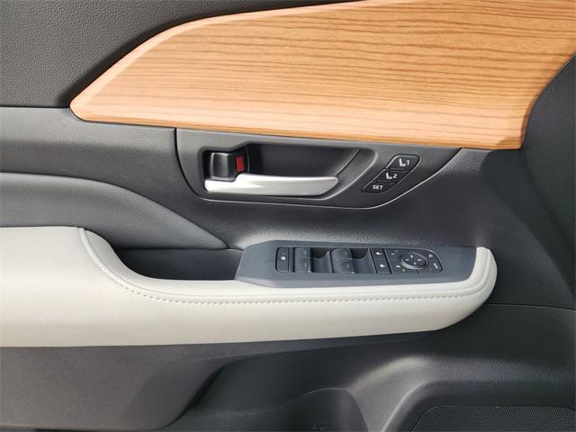 new 2026 Toyota Grand Highlander car, priced at $56,362