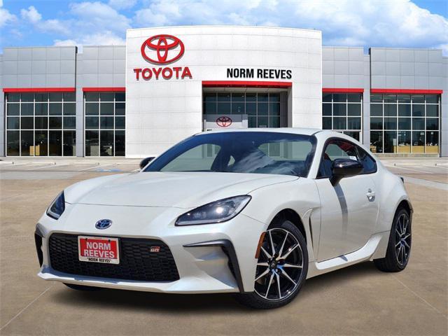 new 2025 Toyota GR86 car, priced at $32,554