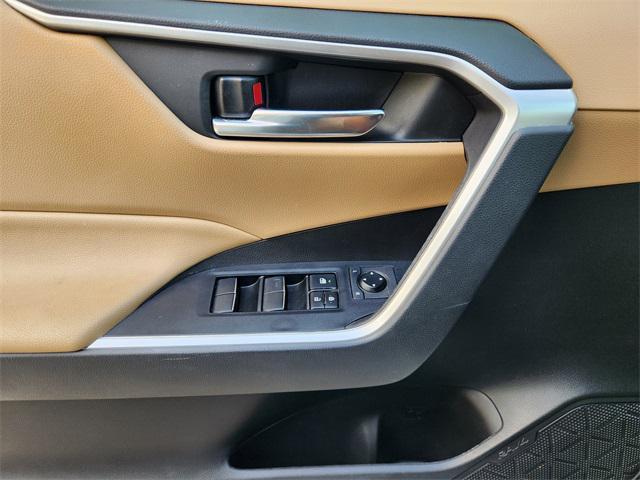 used 2020 Toyota RAV4 car, priced at $31,091