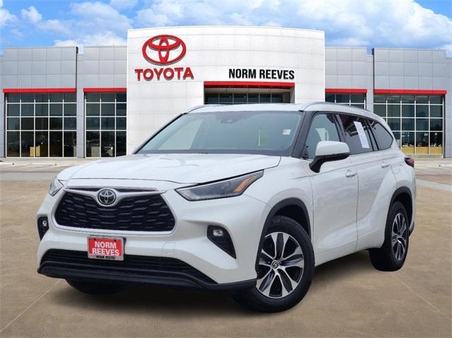 used 2021 Toyota Highlander car, priced at $34,951