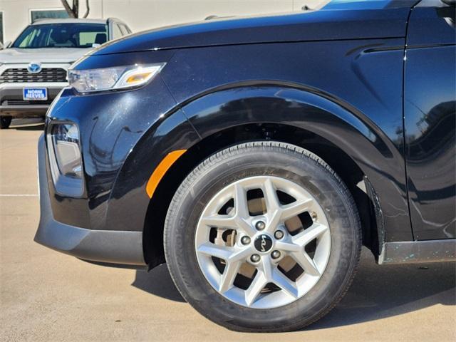 used 2022 Kia Soul car, priced at $17,501