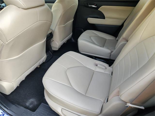 used 2023 Toyota Highlander car, priced at $39,675
