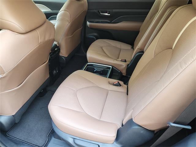 new 2026 Toyota Grand Highlander car, priced at $59,045