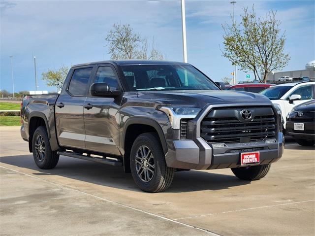 new 2025 Toyota Tundra car