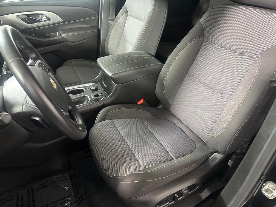 used 2021 Chevrolet Traverse car, priced at $29,626