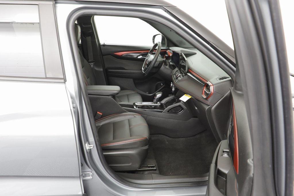 used 2024 Chevrolet TrailBlazer car, priced at $24,644