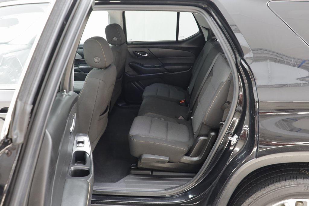 used 2021 Chevrolet Traverse car, priced at $22,280