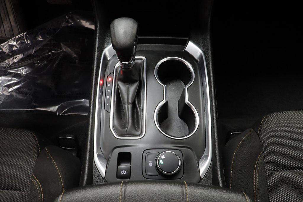 used 2021 Chevrolet Traverse car, priced at $22,280