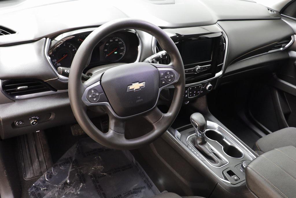 used 2021 Chevrolet Traverse car, priced at $22,280