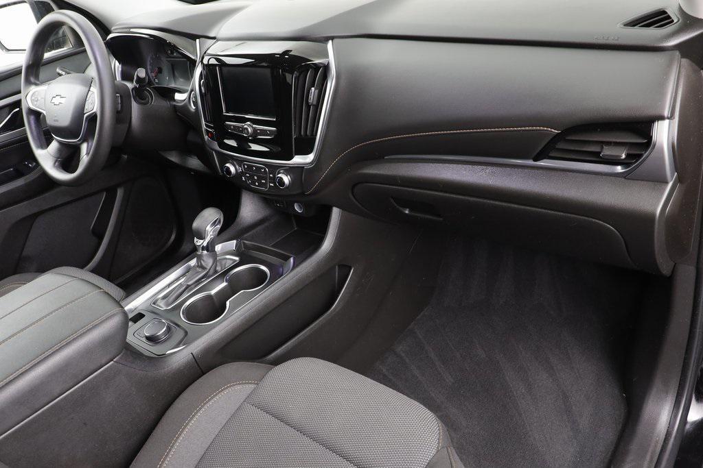 used 2021 Chevrolet Traverse car, priced at $22,280