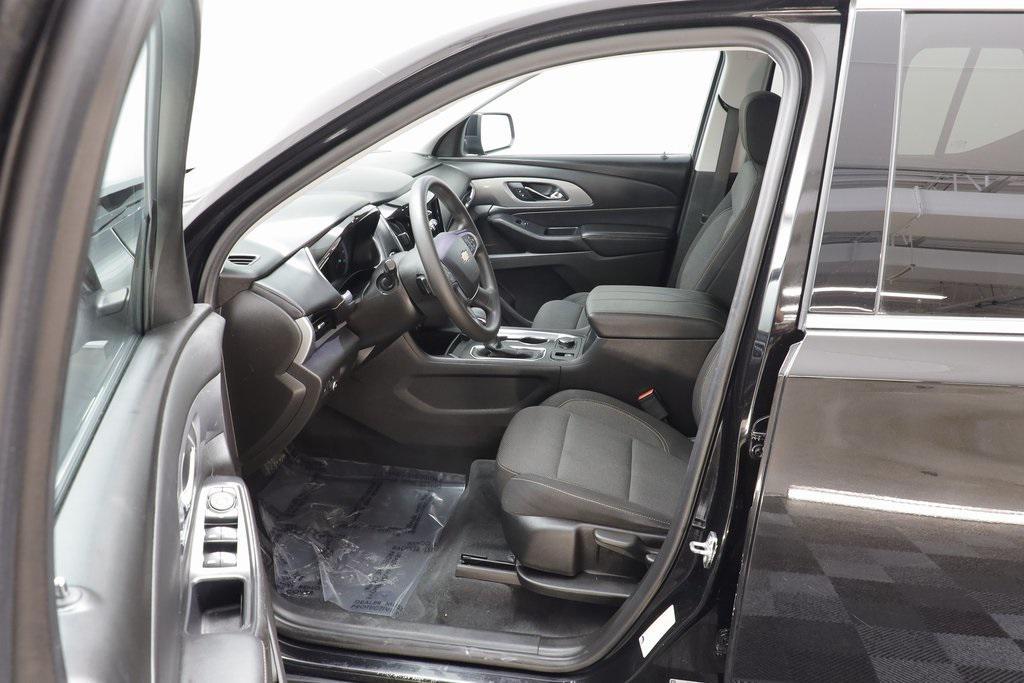 used 2021 Chevrolet Traverse car, priced at $22,280