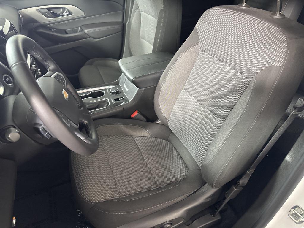 used 2022 Chevrolet Traverse car, priced at $28,361