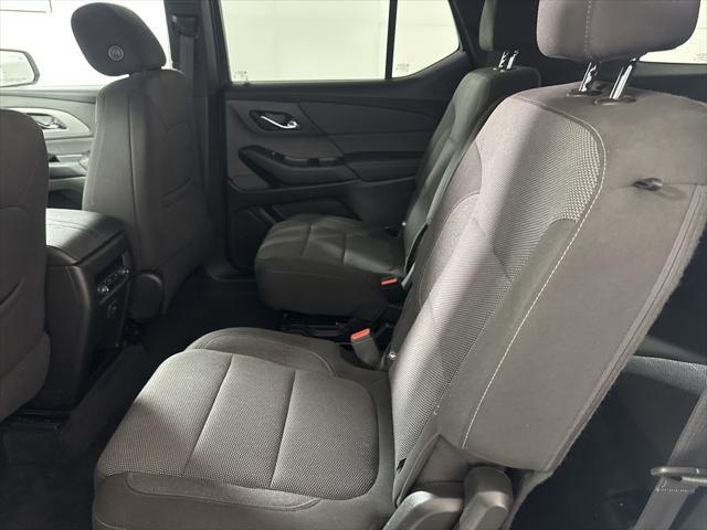 used 2022 Chevrolet Traverse car, priced at $28,874