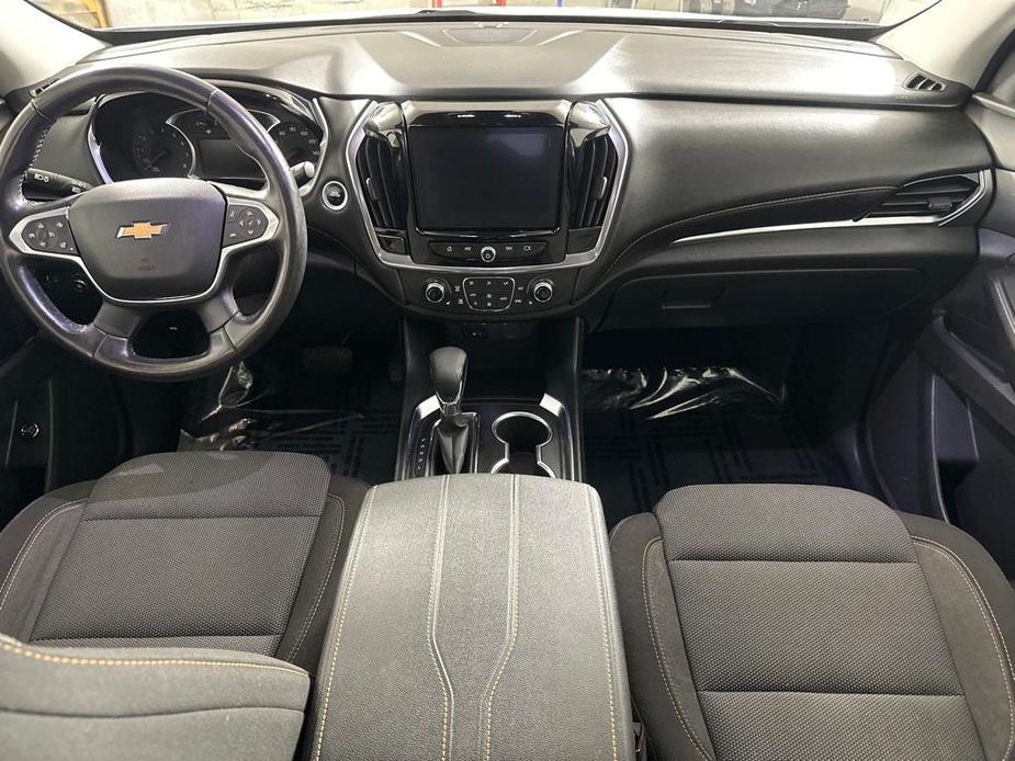 used 2021 Chevrolet Traverse car, priced at $29,005