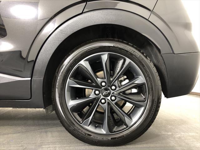 used 2022 Chevrolet Bolt EUV car, priced at $20,999