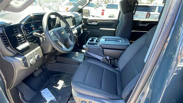 new 2025 Chevrolet Silverado 1500 car, priced at $40,615