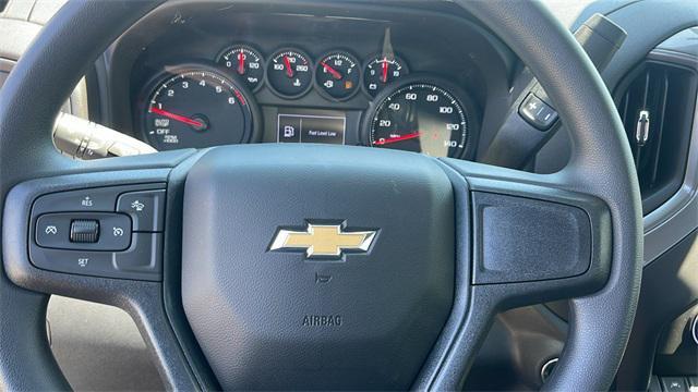 new 2025 Chevrolet Silverado 1500 car, priced at $30,620