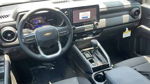 new 2025 Chevrolet Colorado car, priced at $30,905