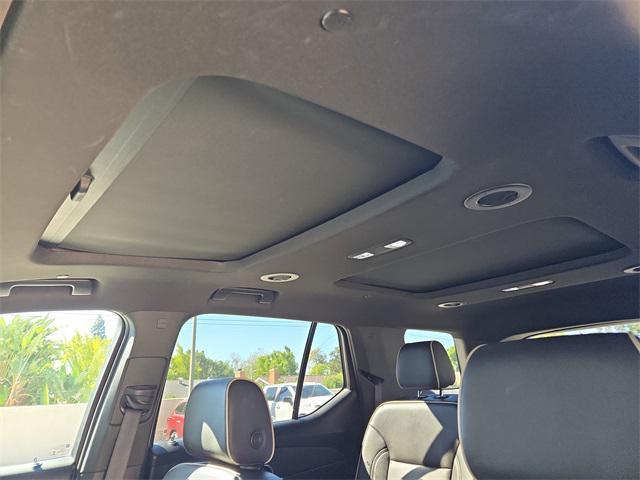 used 2022 Chevrolet Traverse car, priced at $39,203